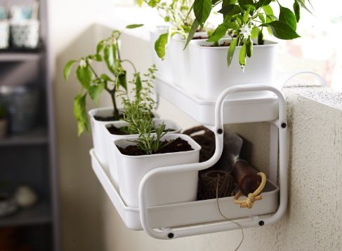 Jardinières et pots à suspendre pour balcon déco déco idées Balcon inspiration Jardiniere