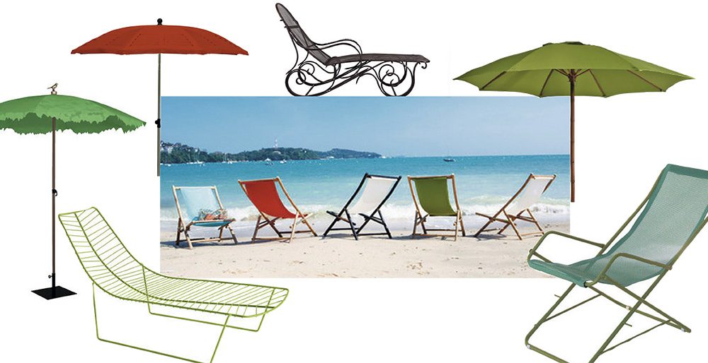 Chaises longues et parasols