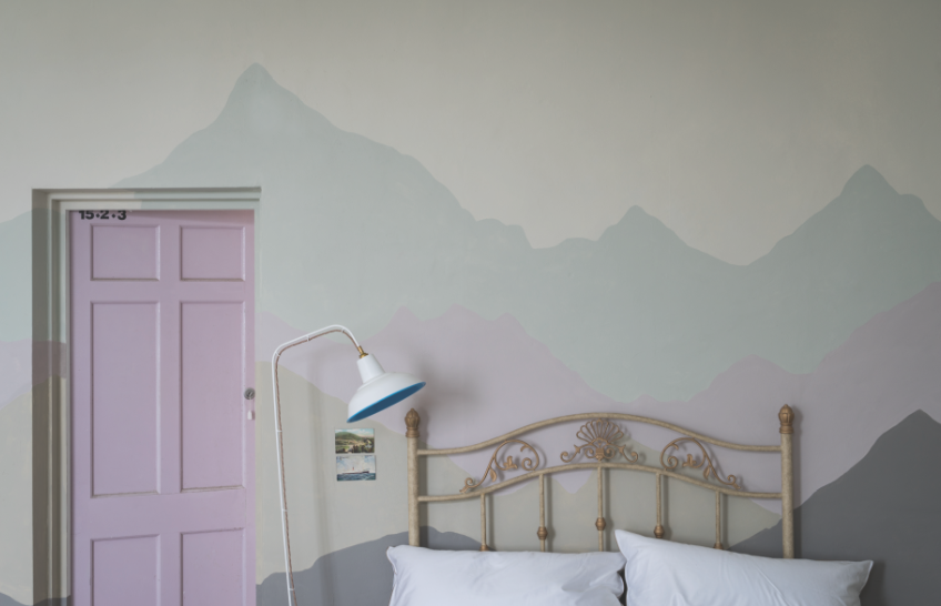 Boiseries: Peignoir n°286 - Murs: Shadow White n°282; Cromarty n°285; Peignoir n°286; Drob Cloth n°283; Worsted n°284