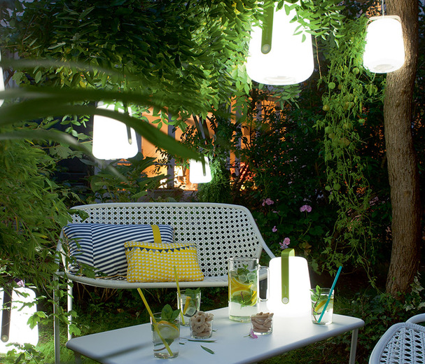 "Balad", baladeuse LED, Fermob. 68 euros.