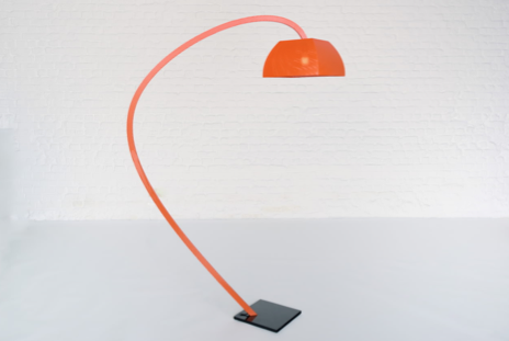 Lampe "Atmosphère" en acier et tôle perforée.