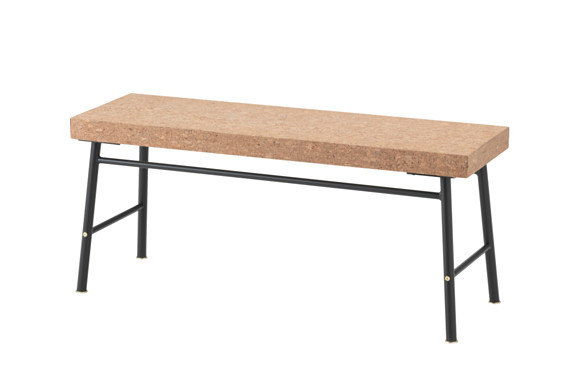 "Sinnerlig", banc en liège et acier (L.: 103 cm), Ikea. 99,90 euros.