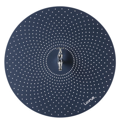 "Rotundifolia", fontaine murale en acier zingué peint (diam.: 50 cm), Laorus chez Made in design. 271 euros.