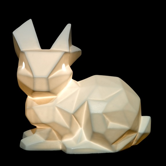 Veilleuse sous forme de lapin cubique en porcelaine (H.: 17 cm), Pols Potten chez Sit on design. 87 euros.