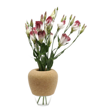 Pour elle: vase "Cantine" en liège, Y'a pas le feu au lac. 40,75 euros.