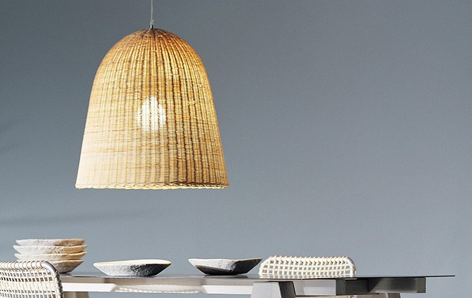 "Bell 95", suspension en rotin (H.: 63 cm), Gervasoni chez 10surdix. Apd 612 euros.