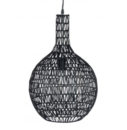 Suspension de la collection "Desert Breeze" en rotin, J-Line. 108 euros.