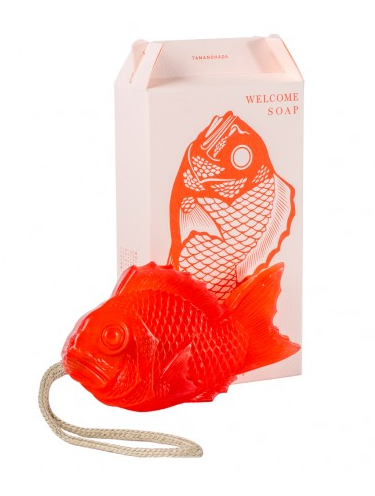 "Tamanohada", savon parfum grenade, The Conran shop. 35 euros.