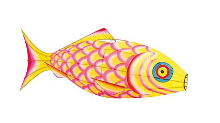 Luminaire carpe en bambou et soie (L.: 100 cm), Petit Pan. 180 euros.