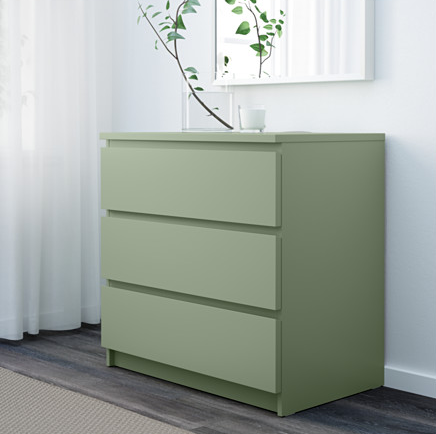 "Malm", commode en bois (L.: 80 cm), Ikea. 59,90 euros.