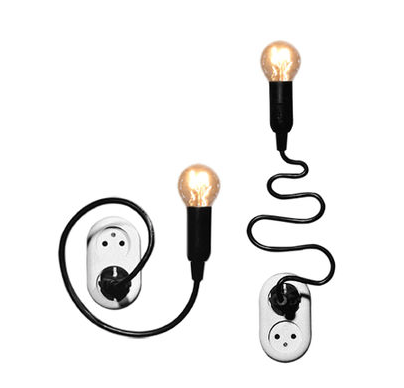 "Watt", lampe en plastique avec câble flexible (L.: 30 cm), Pop Corn chez Made in design. 25,50 euros.