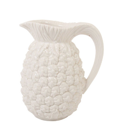 Pichet en porcelaine, & Klevering chez Made in design. 38,95 euros.