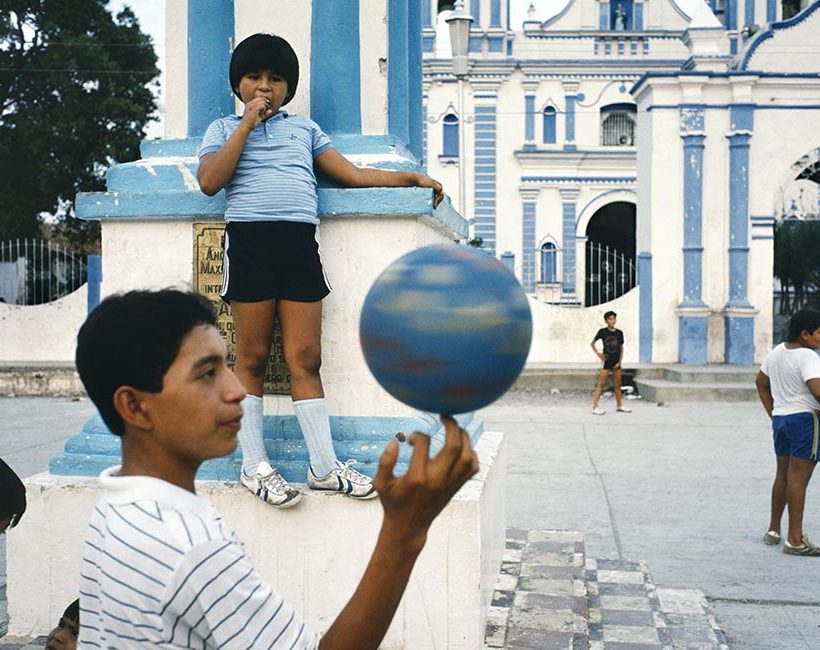 Le photographe Alex Webb expose à la A.Galerie à Bruxelles