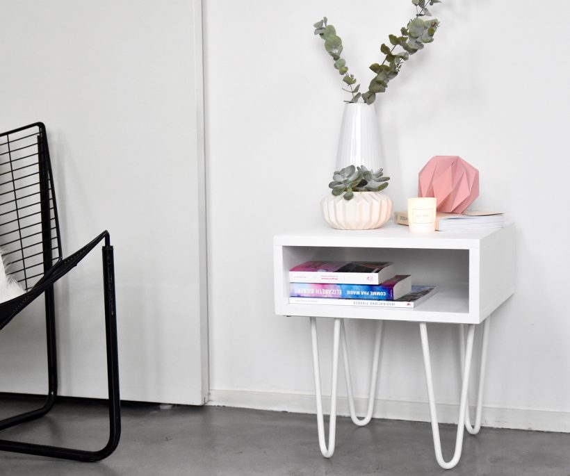 Comment faire une table d’appoint avec des “hairpin legs” ?