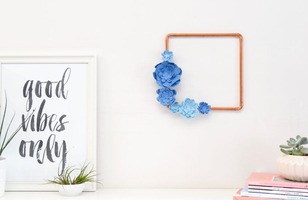 DIY : des fleurs sur vos murs