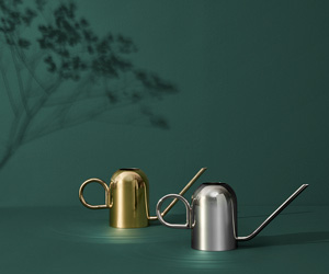 Gagnez un arrosoir design VIVERO couleur or d’AYTM d’une valeur de 109 €