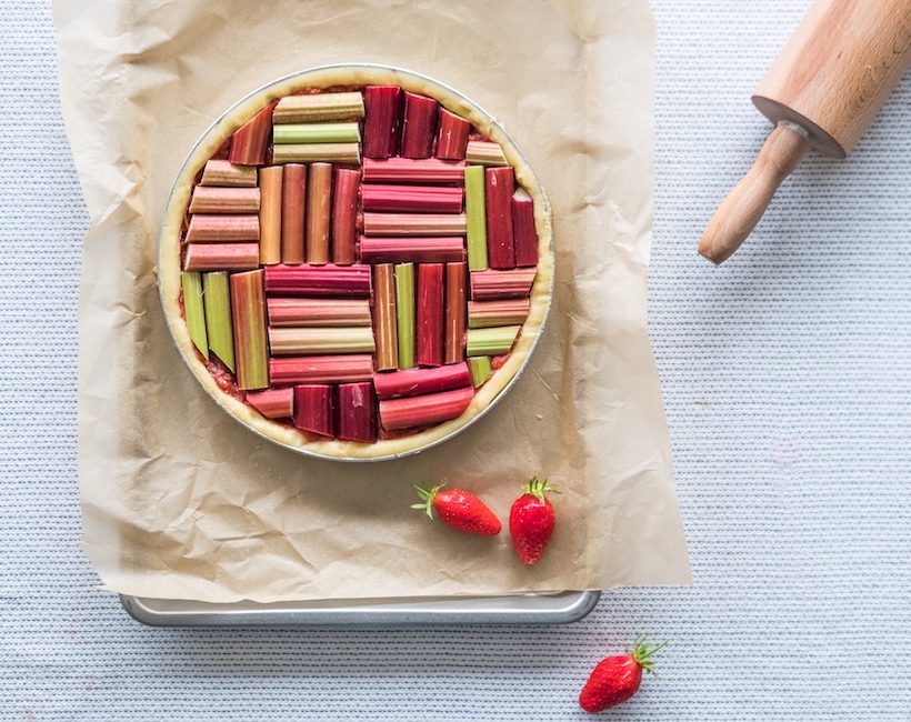 Comment réaliser une tarte rhubarbe géométrique ?