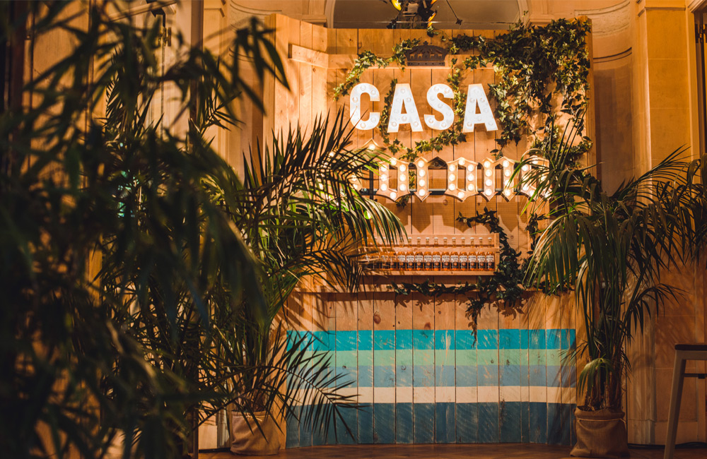 Casa Corona: le pop-up bar qui rafraîchit Bruxelles