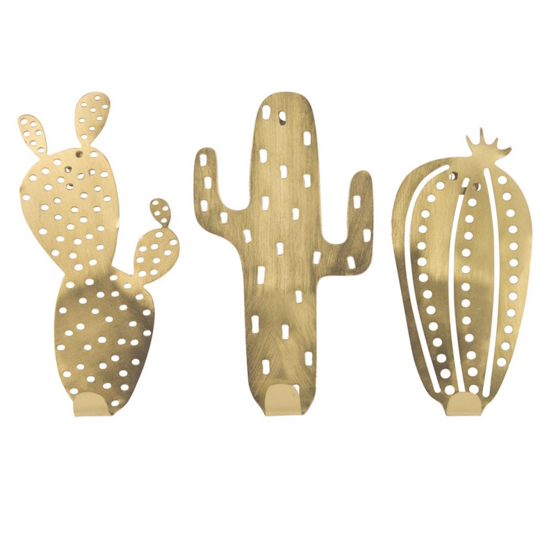3 patères cactus 'Maely' en métal doré (27 x 23 x 7 cm), Maisons du Monde, 17,99€