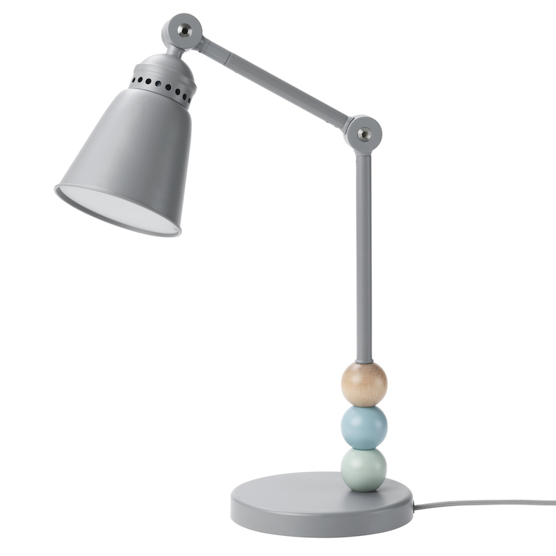 Lampe 'LANTLIG' en acier et plastique (H 33 x D pied 16 cm), IKEA, 29€
