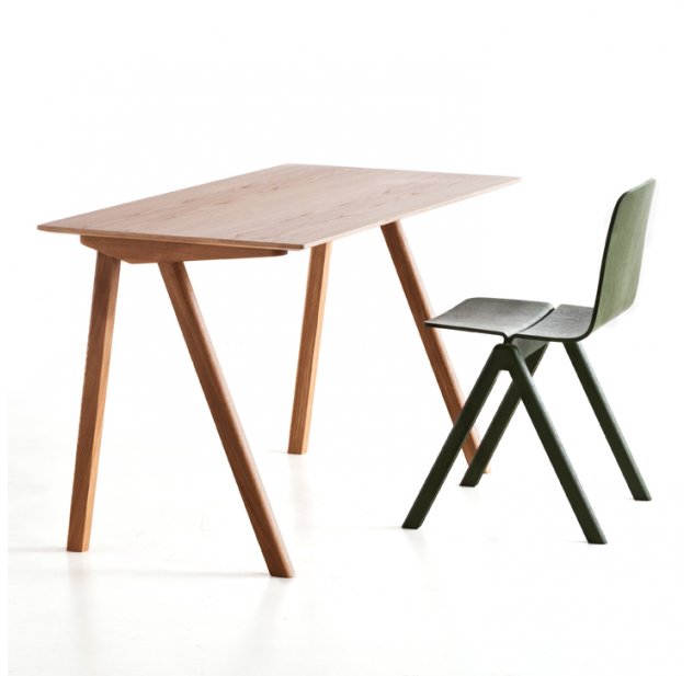 Bureau 'Copenhague 90 Bouroullec' en chêne massif (L 130 x P 65 x H 74 cm), HAY, 606€