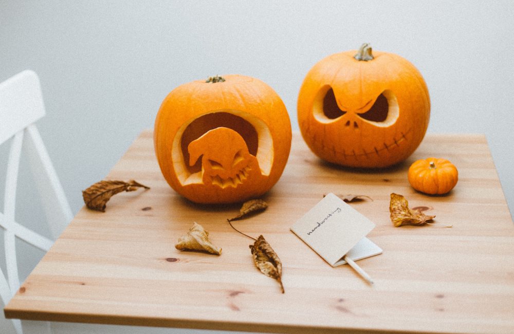 12 idées créatives pour décorer une table d’Halloween