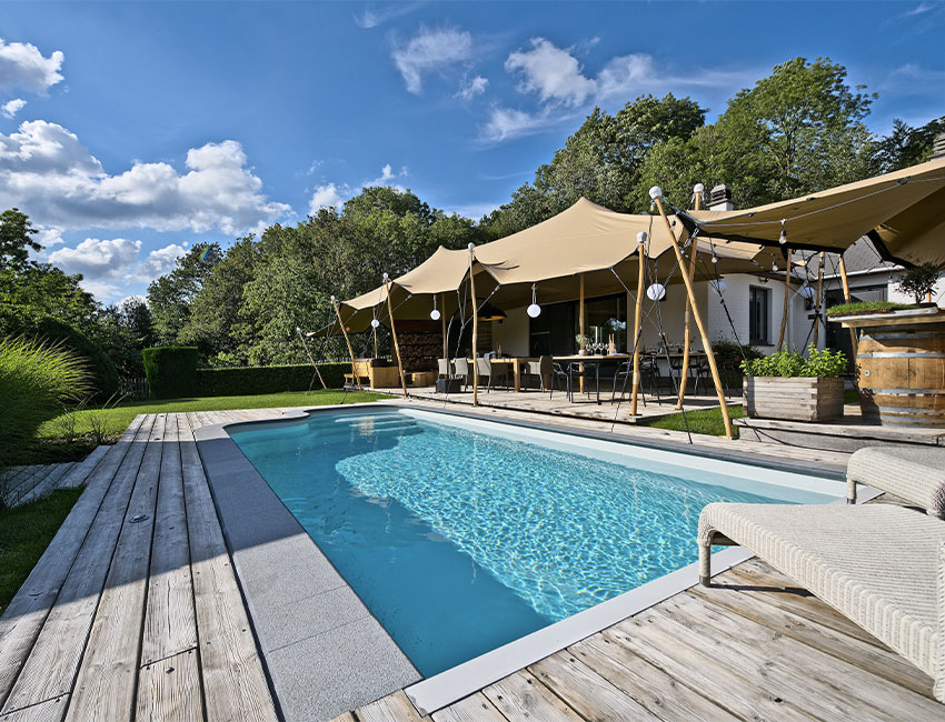 terrasse piscine table Roberti 