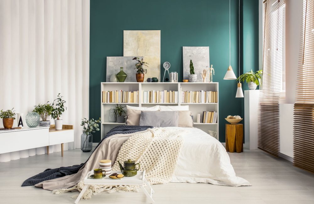 5 astuces pour créer une tête de lit avec des rangements sur-mesure!