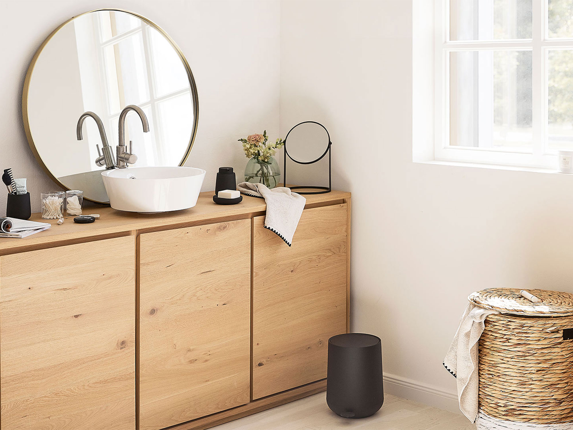 Shopping : 25 objets déco pour embellir sa salle de bains