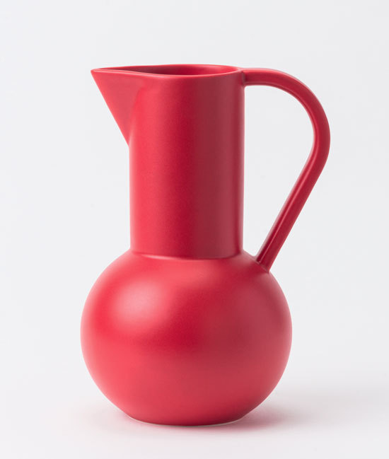 vase design rouge
