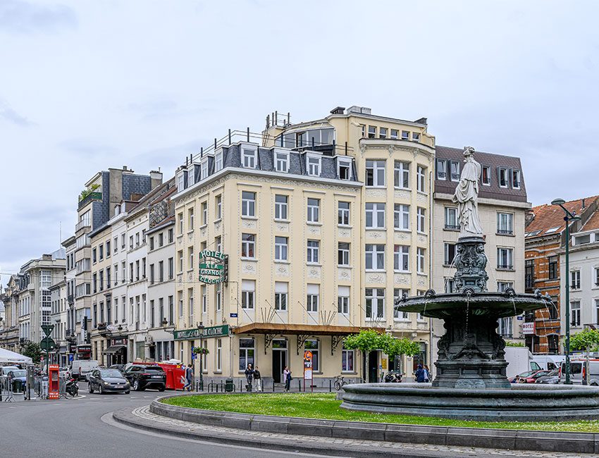 hotel a la grande cloche place rouppe bruxelles