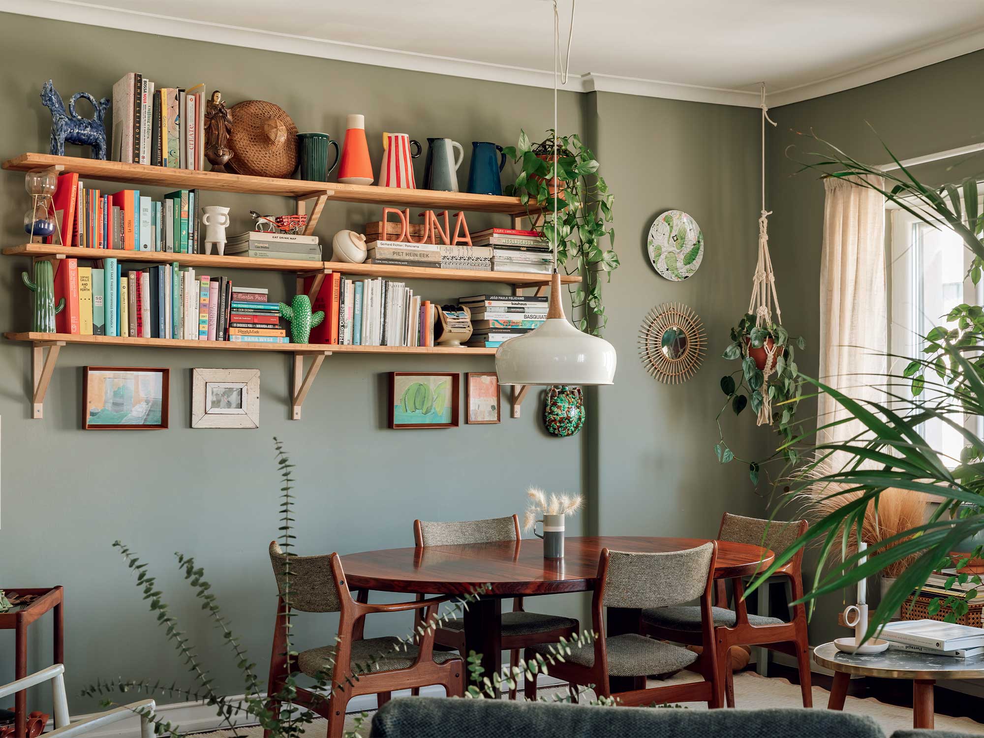 Home tour : un appartement vintage et d'objets de seconde main - Déco Idées