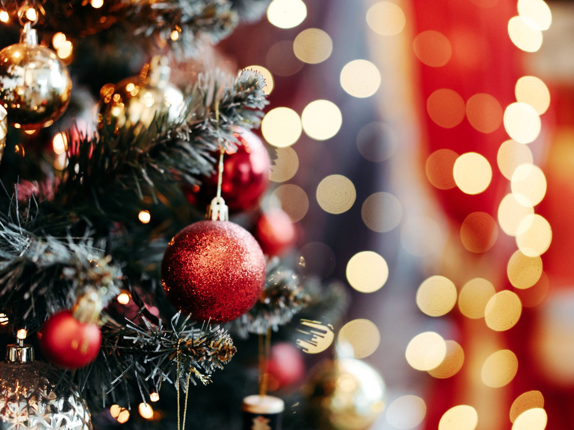 30 boules de Noël pour sublimer son sapin