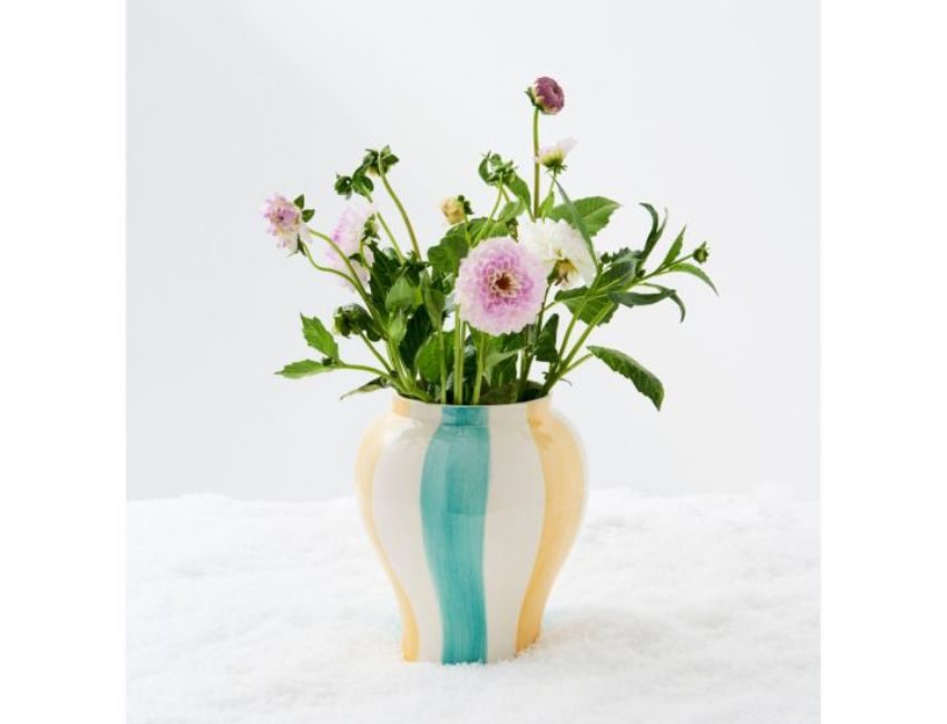 Vase Hay