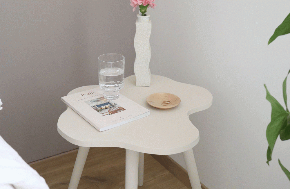 DIY: Une table de nuit qui fait rêver