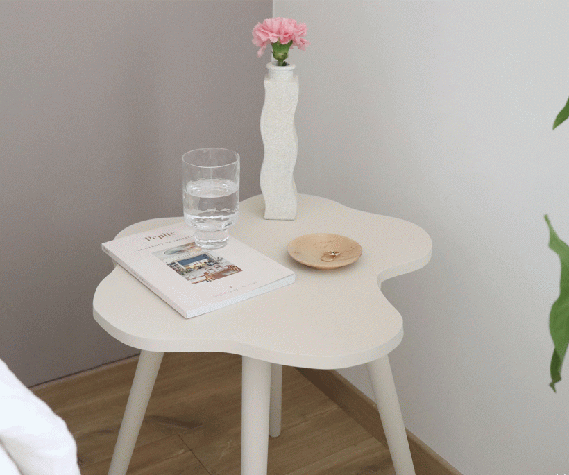 DIY: Une table de nuit qui fait rêver