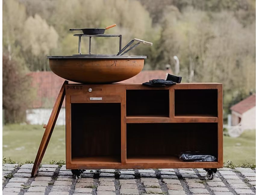 L'îlot de cuisine d'extérieur en acier Corten de © Piket Shop