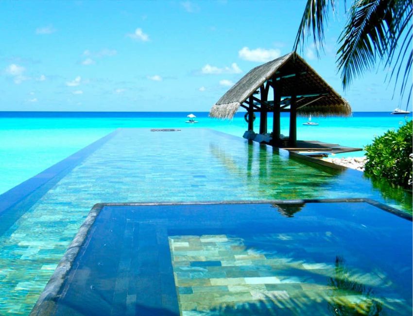 La piscine de l'hôtel One & Only Reethi Rah aux Maldives © Hôtel One & Only Reethi Rah aux Maldives
