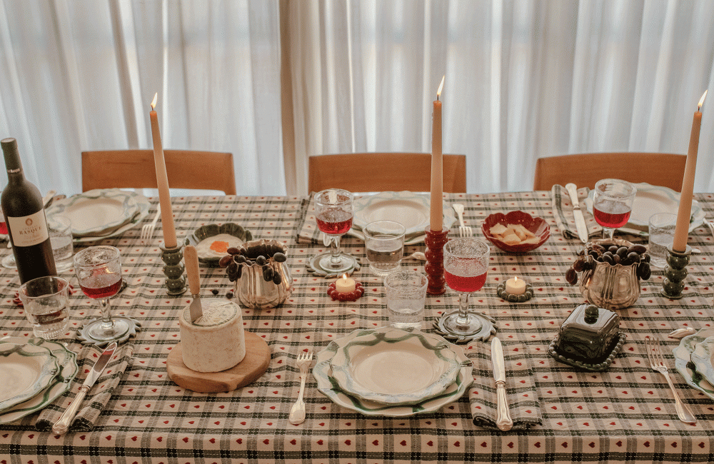 Comment décorer une table de fêtes? 4 expertes nous guident et nous inspirent